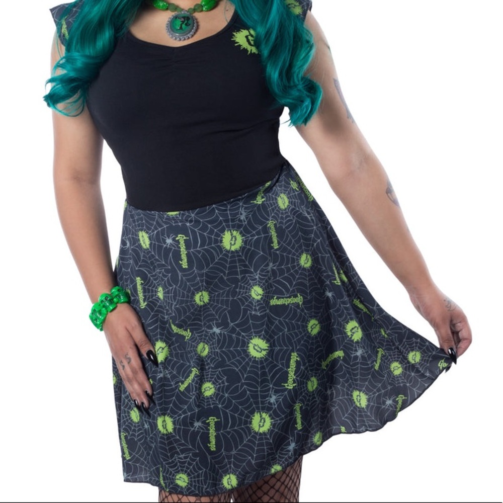 Kreepsville 666 Goosebumps Dress Size Small